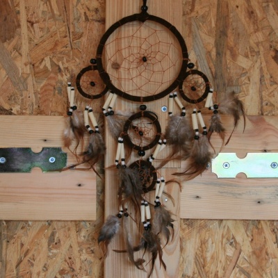 Dream Catcher met kralen donker bruin Ø 12cm